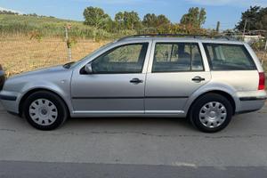 Volkswagen Golf 4 Station Wagon - 2001