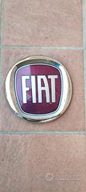 logo anteriore fiat 500
