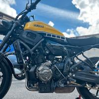 YAMAHA XSR 700 2018 KENNY ROBERTS