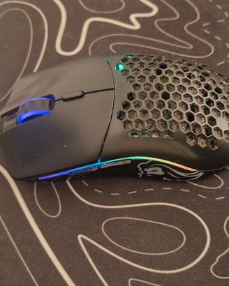 glorious model o