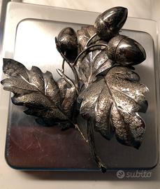 Ramo  decorativo ghiande di Buccellati Mario