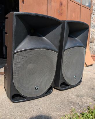Mackie Thump TH-15A