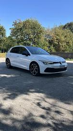 Golf 8 2.0 tdi 150 cv