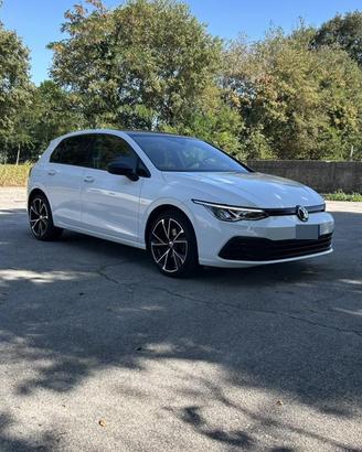 Golf 8 2.0 tdi 150 cv