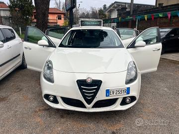 Alfa Romeo Giulietta 1.6 JTDm-2 105 CV Distinctive