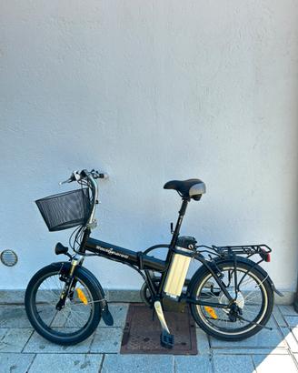 Bici elettrica pieghevole revisionata
