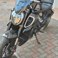 Ducati Diavel V4 - 2024