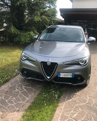 ALFA ROMEO - Stelvio 2.2 Turbodiesel 210