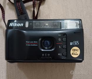 macchina fotografica Nikon W35