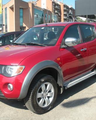 Mitsubishi L200 2.5 DI-D/136CV DC Intense DPF