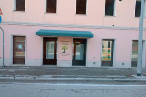 Locale commerciale a Cordenons