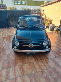 Fiat 500 d'epoca restaurata ed elaborata