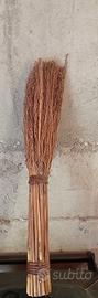 scopa bambù per camino