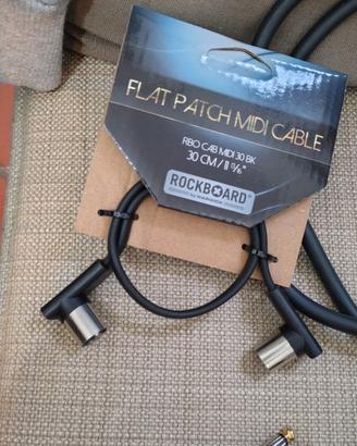 cavi per chitarra. pedaliera e amplificatore 