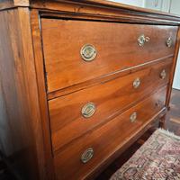 Comò cassettone in legno 