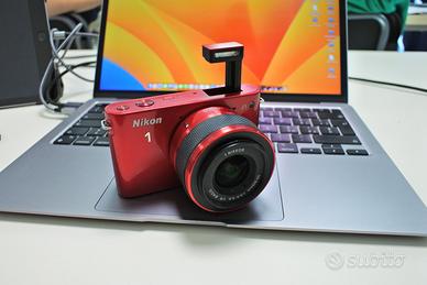 Nikon 1 J1 + obiettivo 10-30 VR tutto funzionante