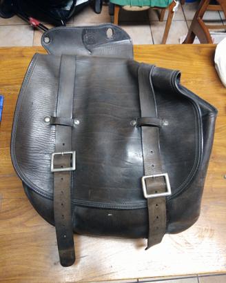 Borsa laterale in cuoio