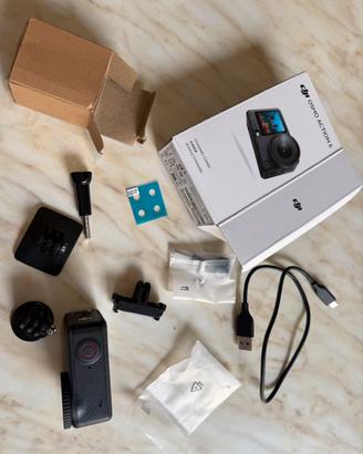 Dji osmo action 6 con kit combo adventure