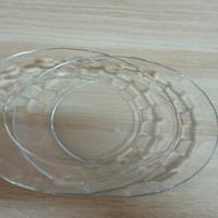 Due piatti prisma Tupperware 