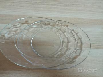 Due piatti prisma Tupperware 