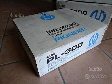 Scatole originali Nikon e Pioneer vintage d'epoca