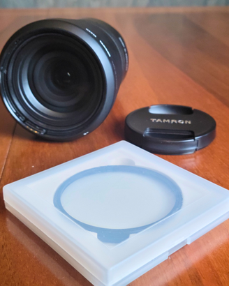 Tamron 17-70mm F/2.8 per Sony E + filtro UV 67mm
