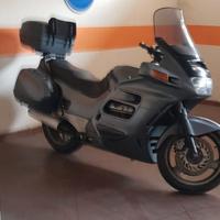 Privato vende moto Honda Pan European ST 1100