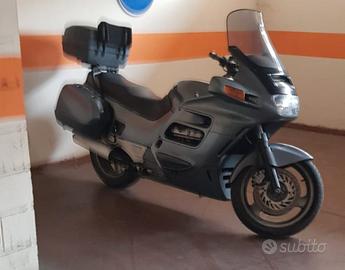 Privato vende moto Honda Pan European ST 1100