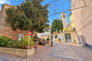 MONOLOCALE A ALBISSOLA MARINA