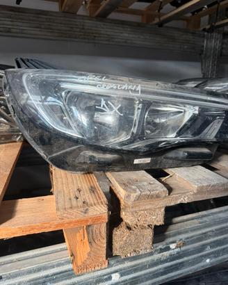 FARO DESTRO CROSSLAND X 2019