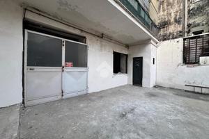 DEPOSITO A MARANO DI NAPOLI