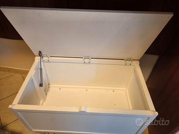 Cassapanca portagiocattoli per bambini