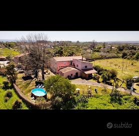 Villa per gruppi vista Etna, 36 posti letto