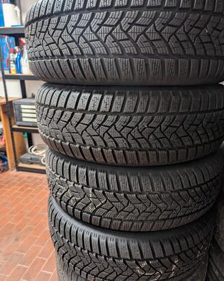 4 pneumatici dunlop invernali 195 65 R 15 