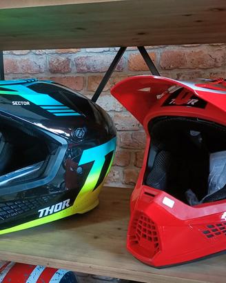 Casco moto Enduro/Motard Thor Sector 2
