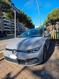 Golf 8 1.5 Mild hybrid 150cv