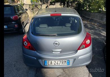 Opel Corsa 1200 benzina
