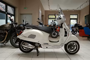Piaggio Vespa 310 GTS SUPER hpe