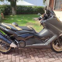 Yamaha T-max  530  Black Max