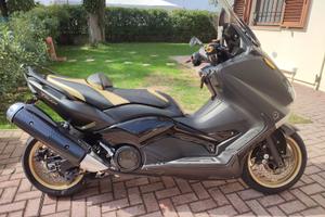 Yamaha T-max  530  Black Max