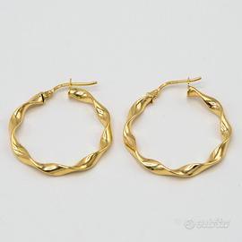 Orecchini cerchio oro giallo 9 kt a torciò E.232