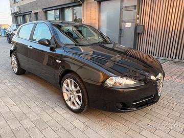 ALFA ROMEO 147 1.6 TWIN SPARK
