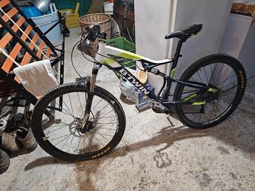 b-twin rock rider 560S