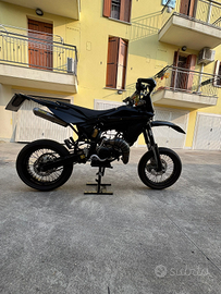 Moto125 motard