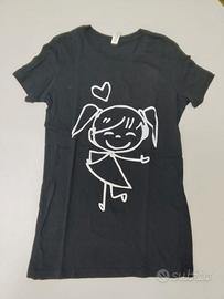 T-shirt Maglietta sagomata