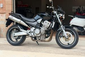 Honda Hornet 900