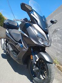 Honda Forza 350 Deluxe (2021)-23000 km