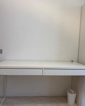 scrivania ikea