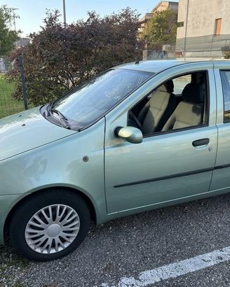 Fiat Punto 1.2 16v hlx 5 porte anno 2000
