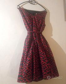 Abito stile PIN UP, stampa a ciliegie. 100%cotone